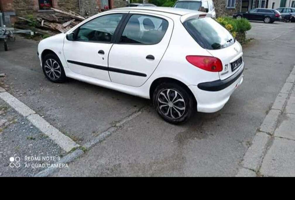 Peugeot 2.0 HDi Eco X Line