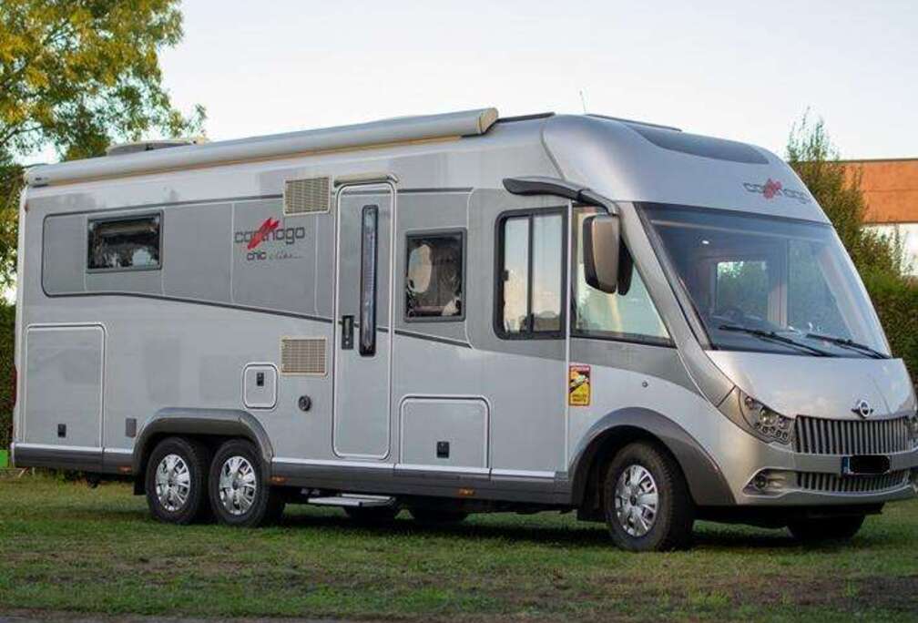 Caravans-Wohnm Chic E-line I 51QB LINERCLASS