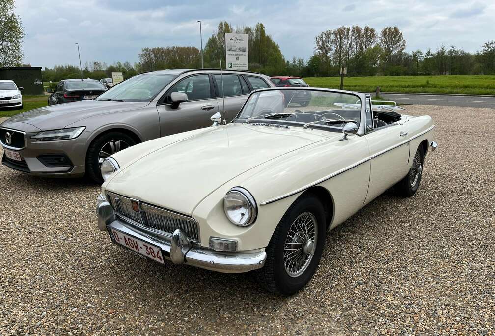 MG ROADSTER