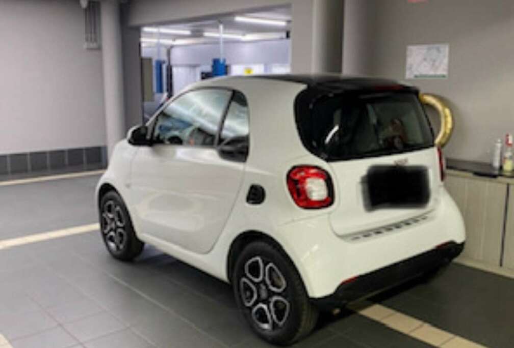 Smart 0.9 Turbo 90hp toujours entretenue