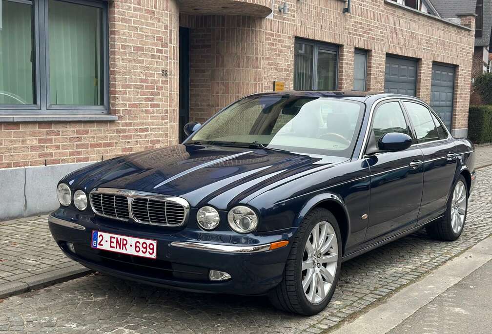 Jaguar 2.7 Turbo V6