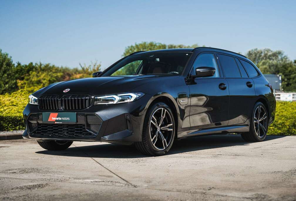 BMW e Touring / M Sport /  Shadow /Harman Kardon