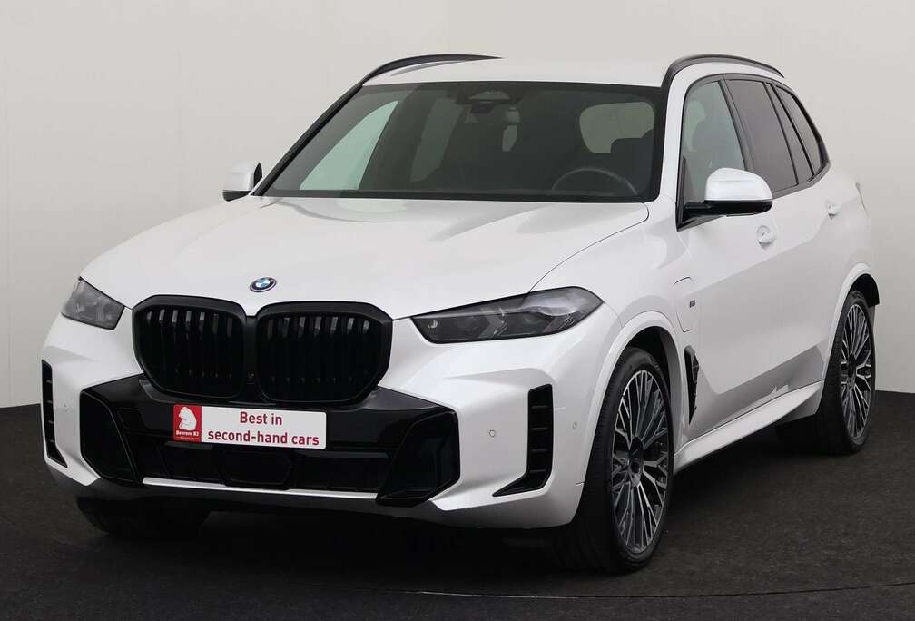 BMW G05 - 50e xDrive M-SPORT