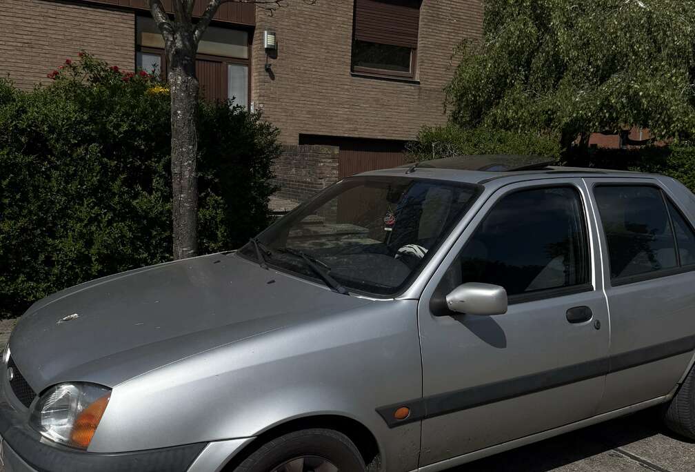 Ford 1.3i