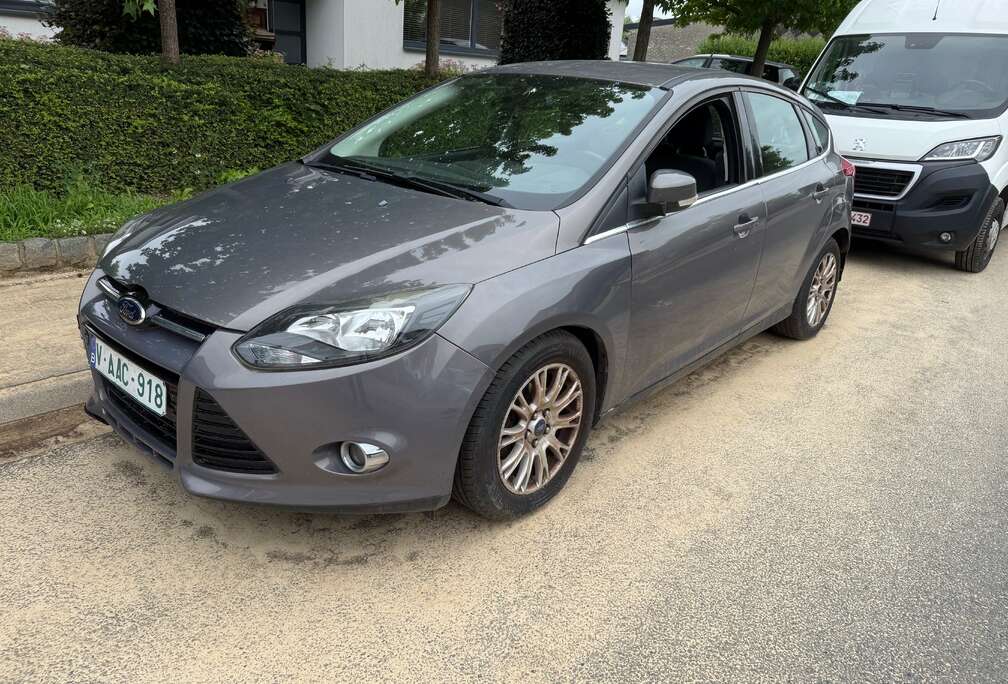 Ford Focus 1.6i Ti-VCT BOITE A REPARER  Automatique Euro 5