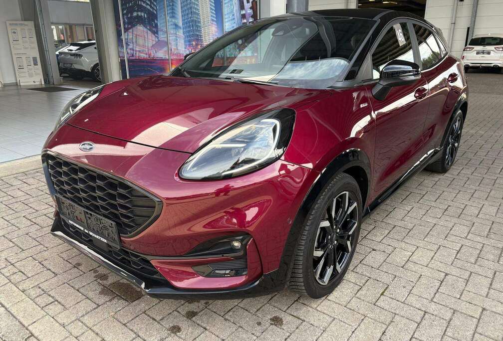 Ford Ecoboost mHEV Vivid Ruby Edition Automaat