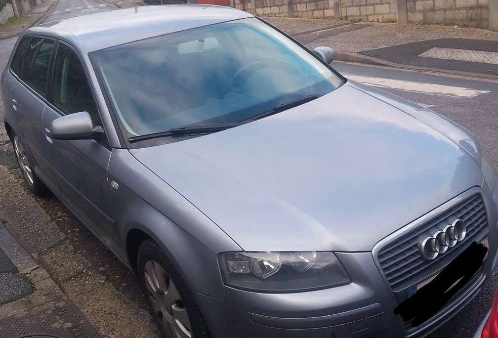 Audi A3 Sportback 1.6i 16v FSI Ambiente