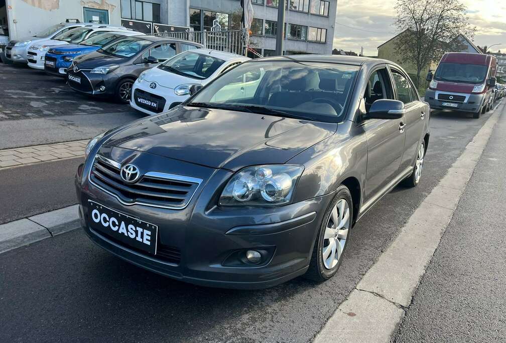 Toyota 2.0 Turbo D4D 16v Linea Sol