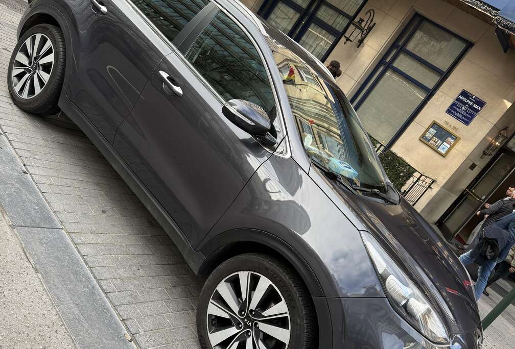 Kia 1.7 CRDi 2WD Lounge ISG