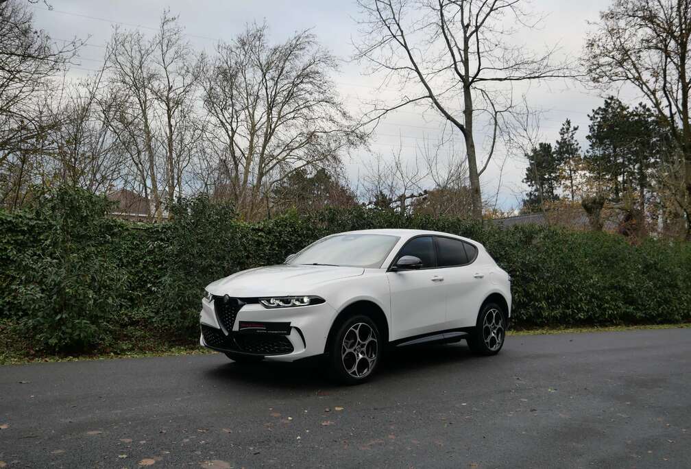 Alfa Romeo Plug-In-Hybrid  Q4 Sprint 190 PK