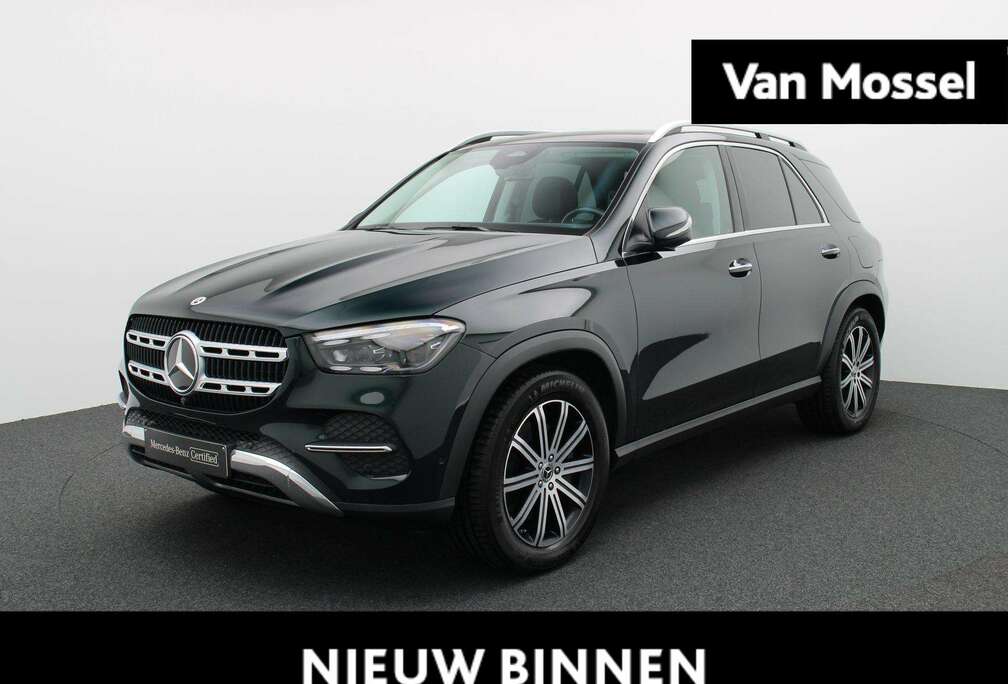 Mercedes-Benz de 4M Luxury Line + LEDER + PANO DAK + BURMESTER +