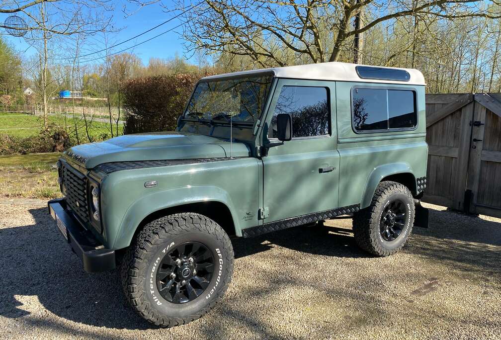 Land Rover Defender 2.4 Duratorq TDCI