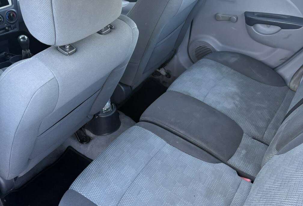 Kia 1.1i 12v LX
