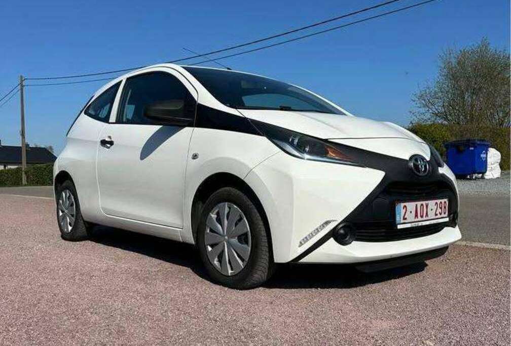 Toyota Aygo 1.0i VVT-i x