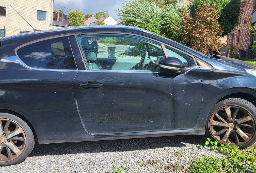 Peugeot 208 1.6 THP Feline