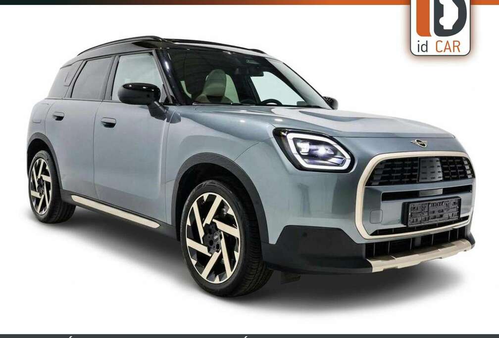 MINI COOPER FAVOURED TRIM TOIT PANO CUIR GPS HUD JA19