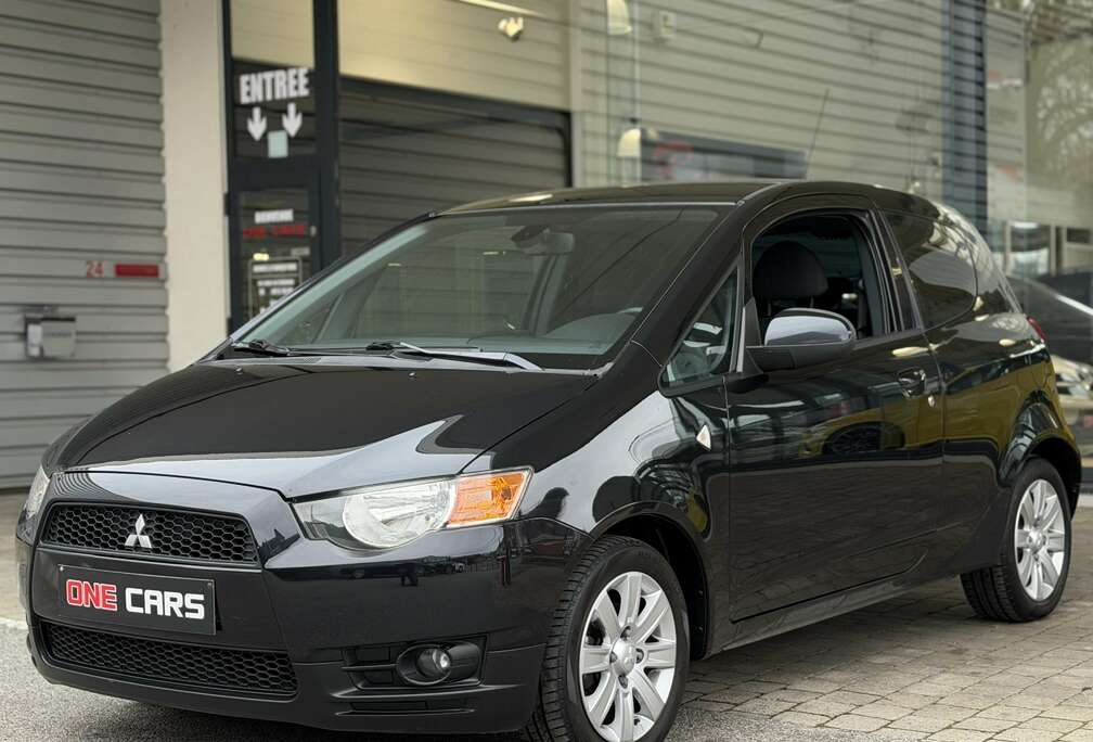 Mitsubishi 1.3i (70kw 95cv) AIRCO-VE-ABS-VC-CRUISE CONTROL...