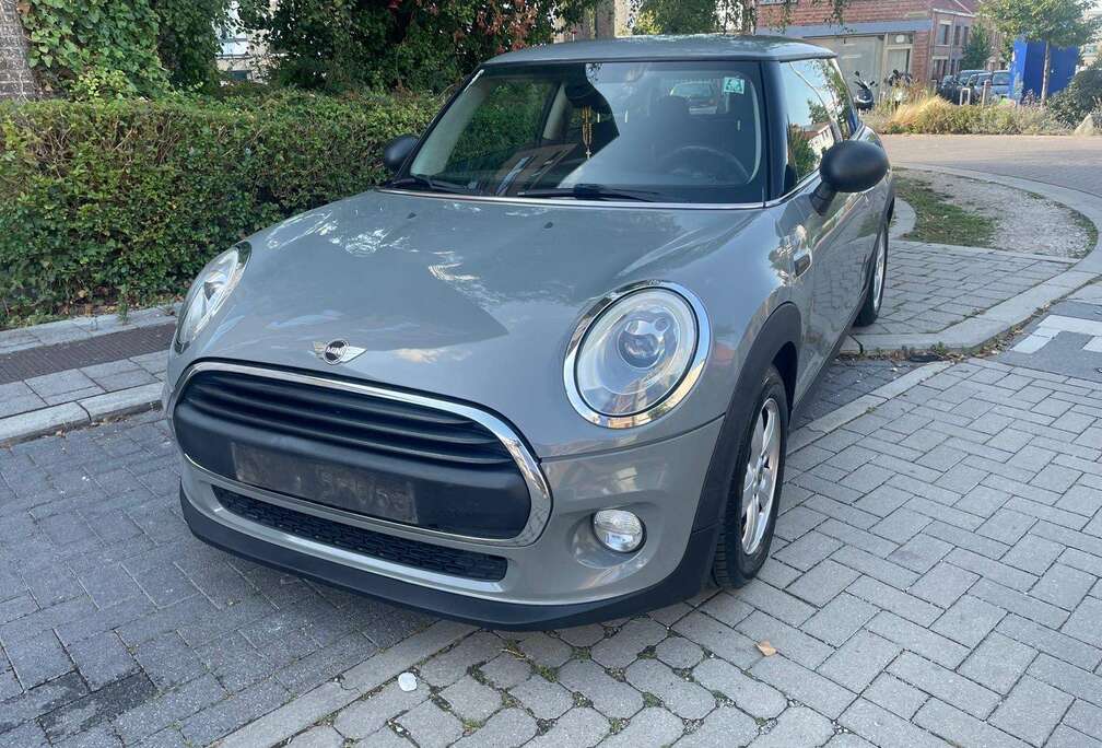 MINI 2014 1.5 Diesel 135 000 KM AIRCO NAVI