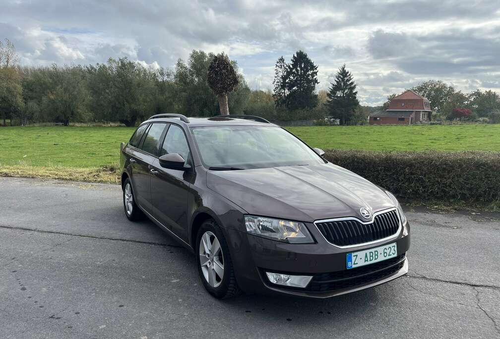 Skoda Combi 1.6 TDI Green tec DSG Edition