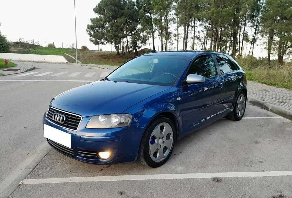 Audi 1.6i Ambiente