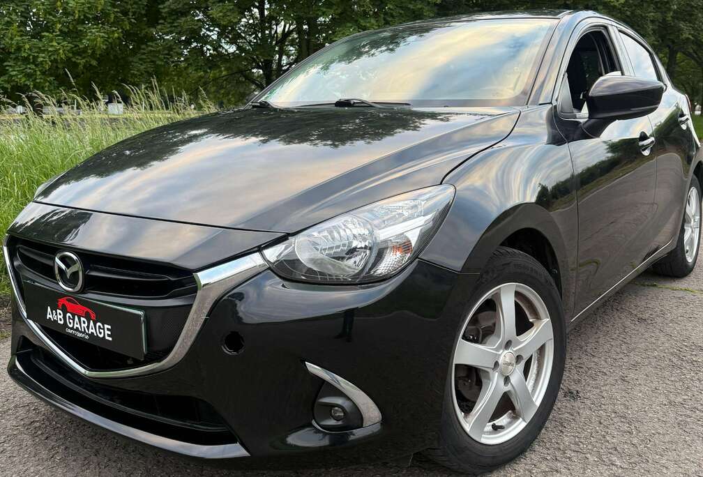 Mazda 2 1.5i Skyactiv-G Skydrive Play Edition