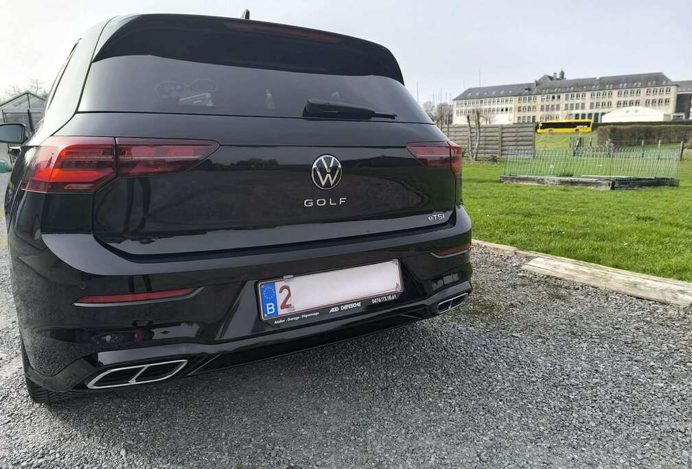 Volkswagen Golf 1.5 eTSI R-Line OPF DSG