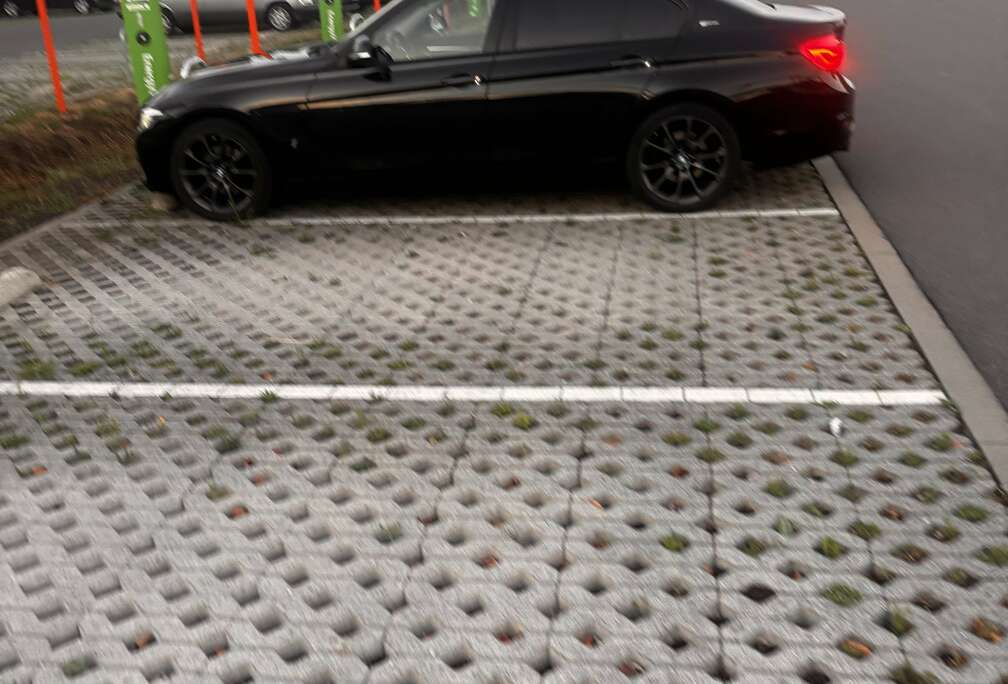 BMW 330eA Plug-In Hybrid