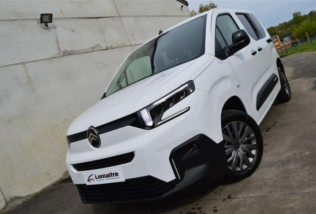 Citroen 1.5 BlueHDi EAT8 130Pk / Carplay / Camera / Led