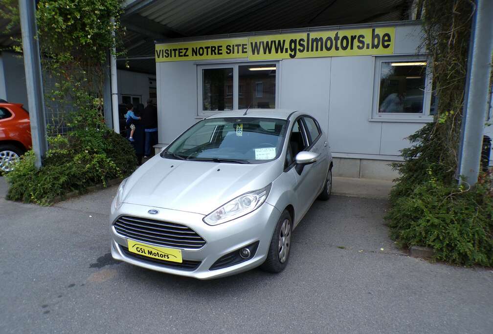 Ford 1.5TDCi 95cv gris 06/17 Airco GPS Cruise Bluetooth