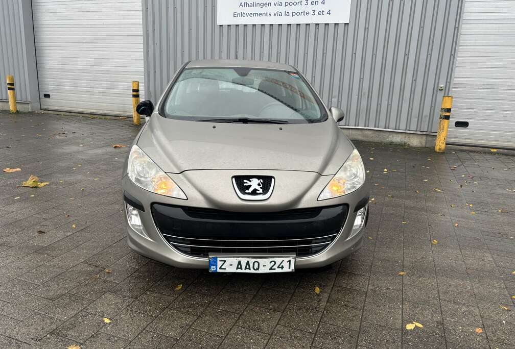 Peugeot 1.6i Premium