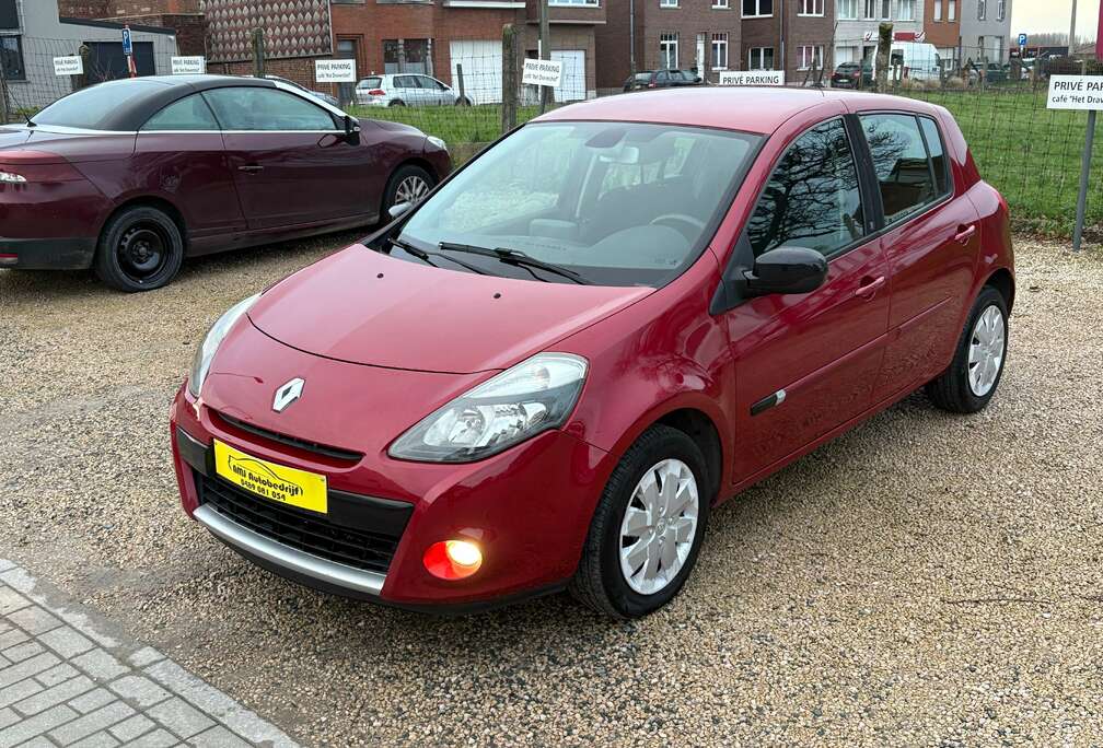 Renault Clio 1.2i 20th