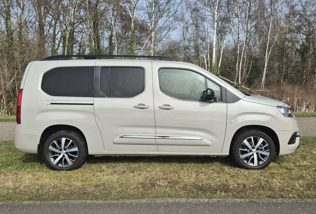 Toyota Verso LWB 1.5 D-4D 7pl