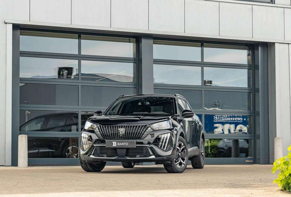 Peugeot 100 PK MT6  360 Camera  Keyless  Dodehoekde...