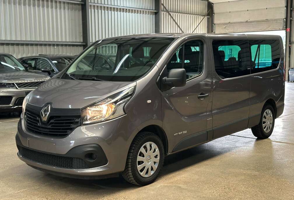 Renault Trafic Passenger 1.6 dCi Energy Twin Turbo Confort