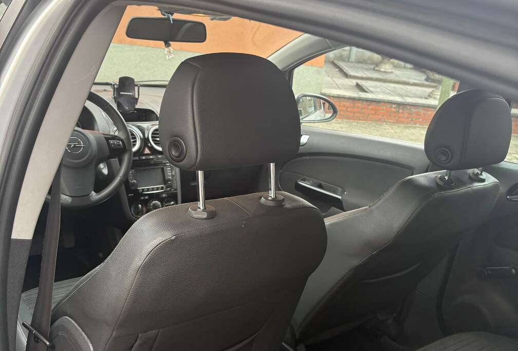 Opel 1.2i XE 16v Edition 2000