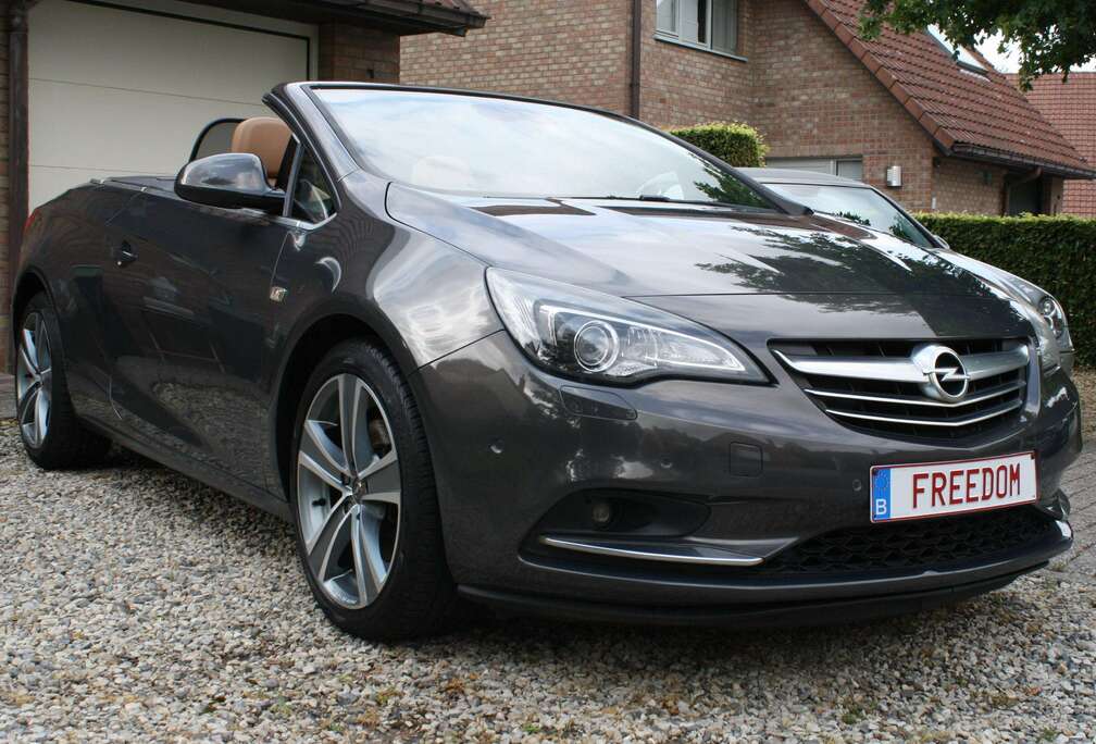 Opel Cascada 1.6 Turbo Cosmo S