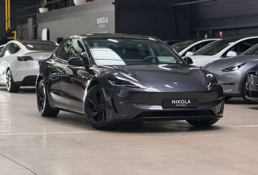 Tesla HIGHLAND PREMIUM - PERFORMANCE - 20\