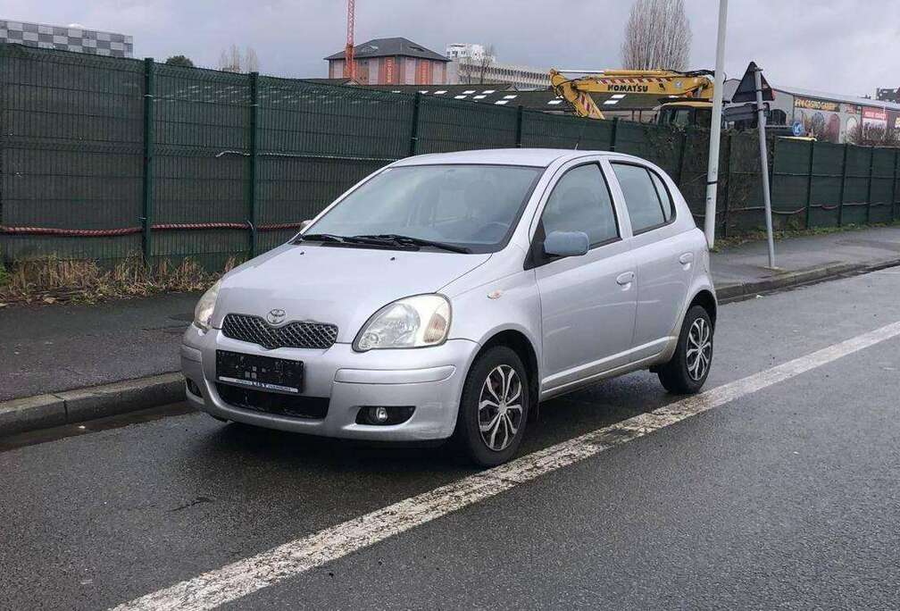 Toyota 1.0i 16v Linea Sol