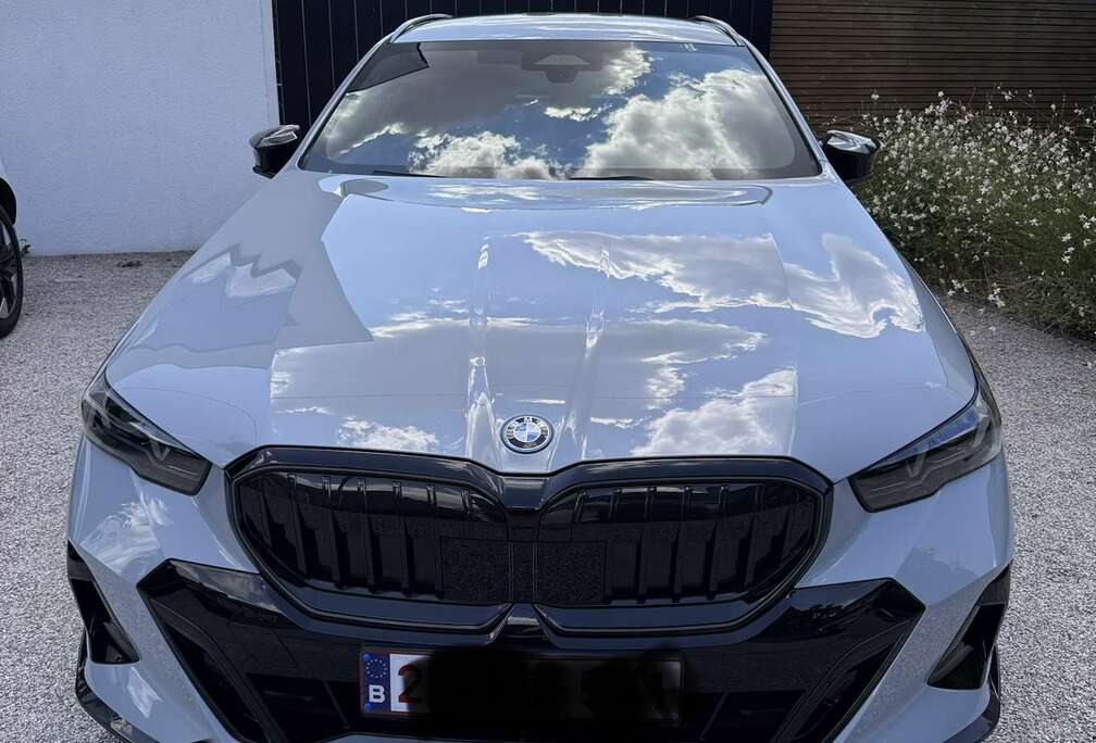 BMW Touring 530eA PHEV (220 kW)