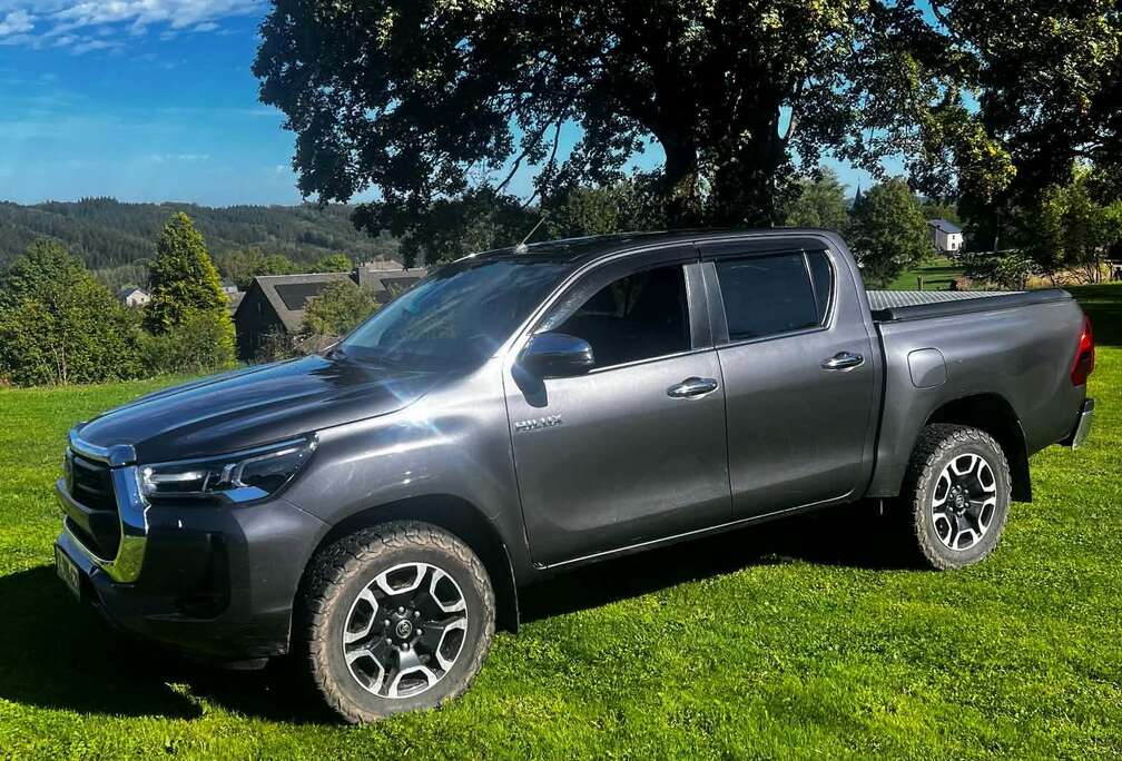 Toyota 2.8 D-4D 4WD Invincible