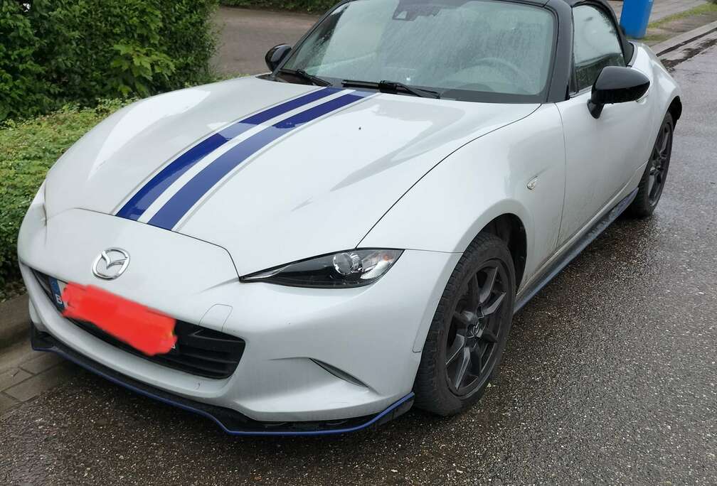 Mazda MX-5 RF SKYACTIV-G 131 Sports-Line