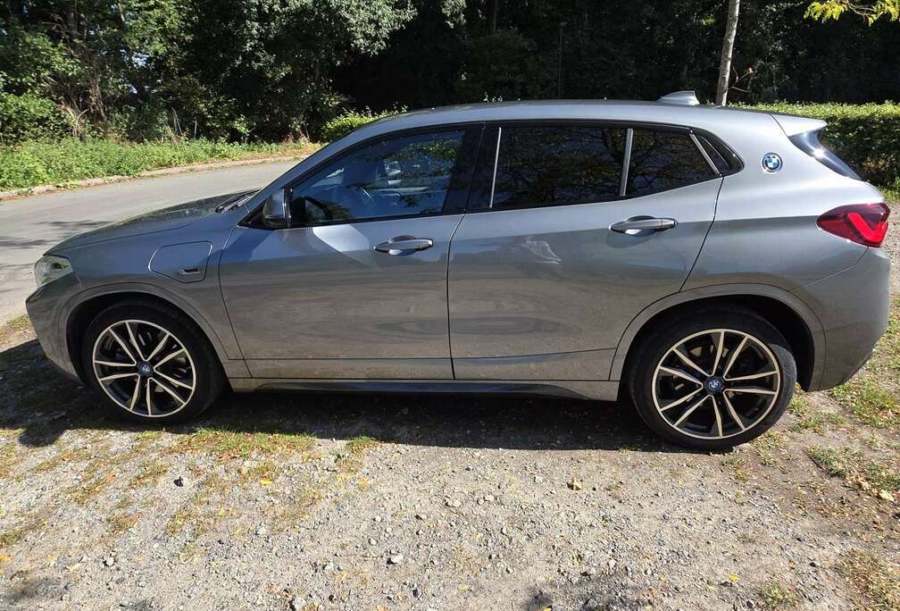 BMW xDrive25e Edition M Mesh