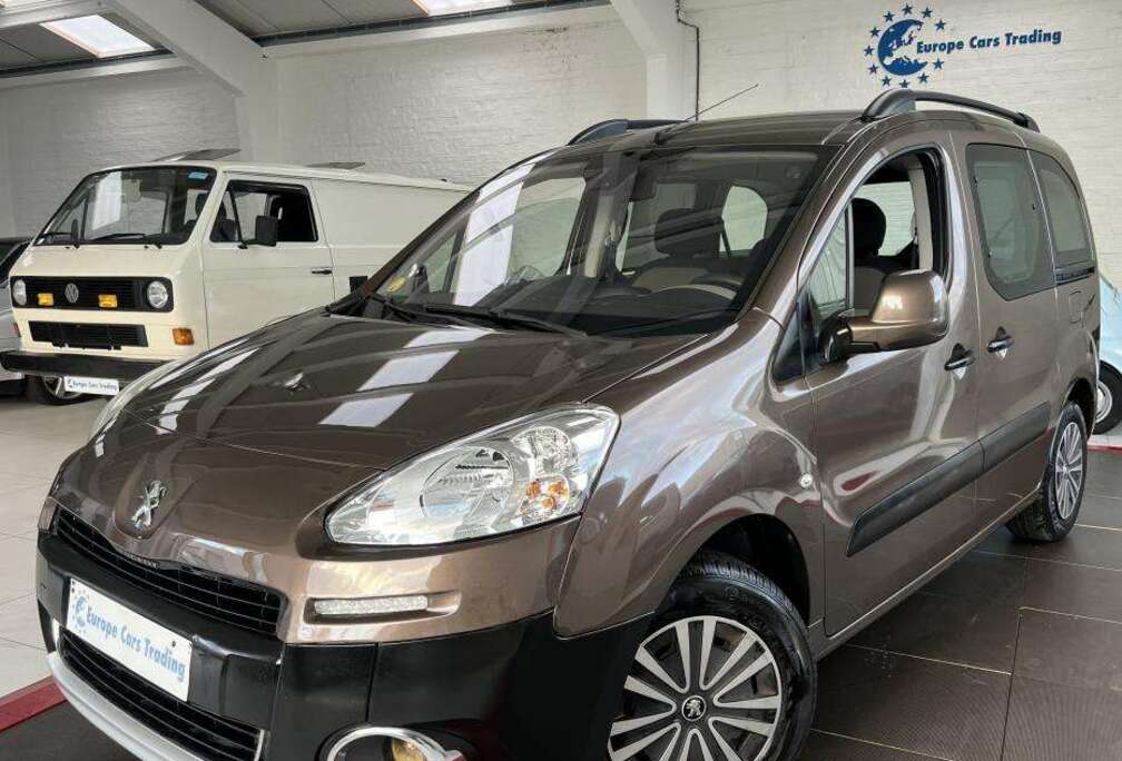 Peugeot TEPEE 1.6 E HDI 92 CH 1ÈRE MAIN GAR 12M