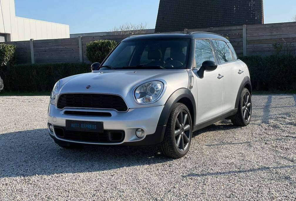 MINI /2.0 D/Cruise/Pan Dak/Clima/Navi/Garantie/***
