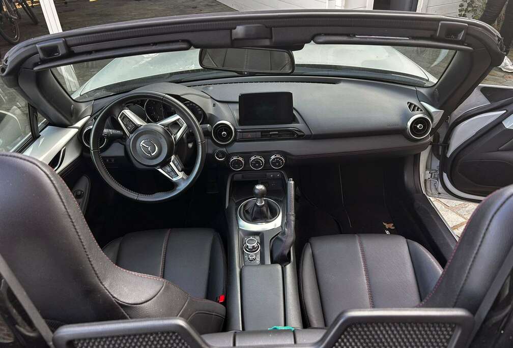 Mazda MX-5 1.5i Skyactiv-G Skycruise (EU6d)