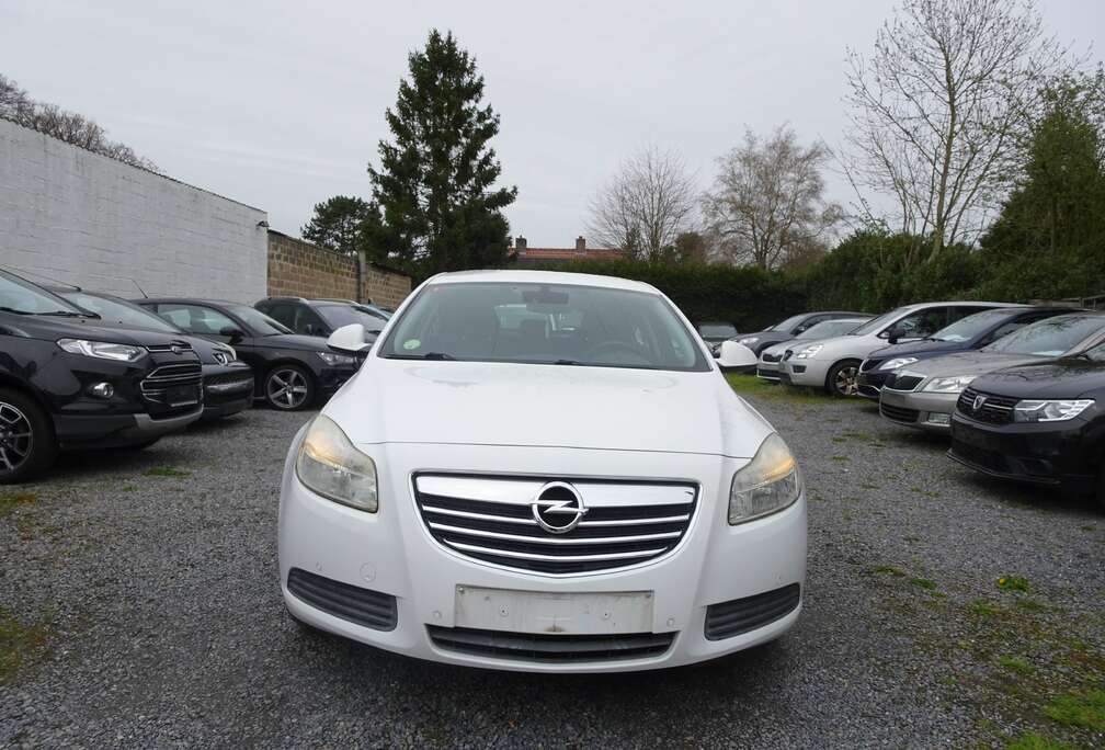 Opel Insignia 2.0 CDTi Edition DPF