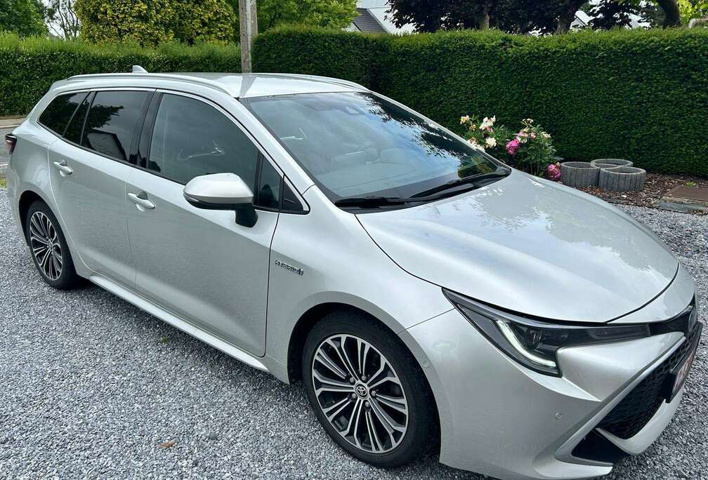 Toyota Corolla SW Hybrid 1.8 Premium e-CVT