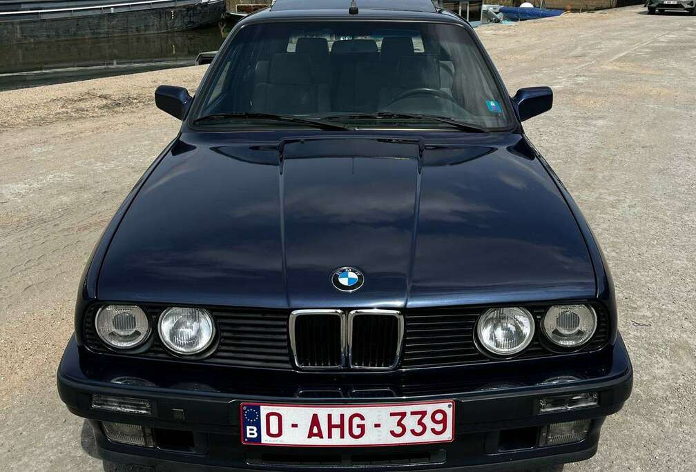 BMW 325i touring