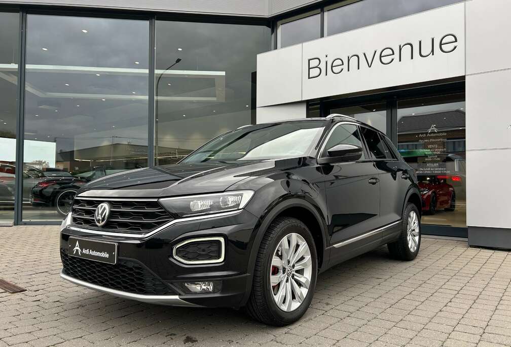 Volkswagen 1.5 TSI *GARANTIE*1ER PROP*CARPLAY*LED AMB*CAMERA*