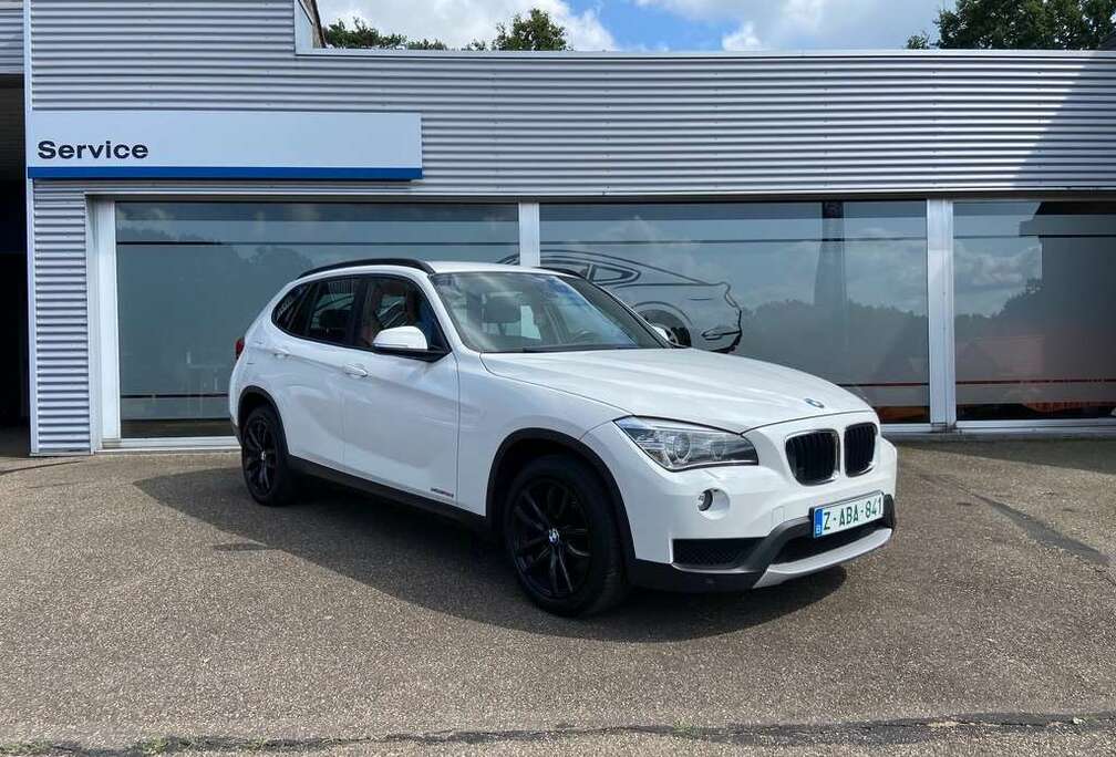 BMW 2.0 d xDrive18- 4x4- Airco- Navigatie- Afn trekh